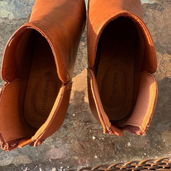 Maurices Faux Leather Booties Size 7 - Picture 4 of 7